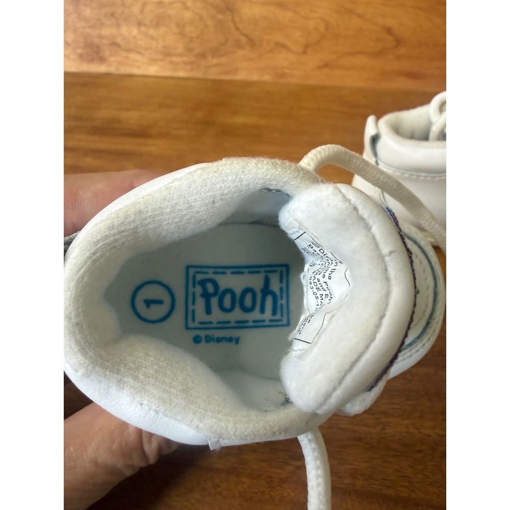 RARE Vintage Disney Winnie Pooh Tigger Piglet Baby 1 High Top Shoes Choo Choo - Picture 9 of 10
